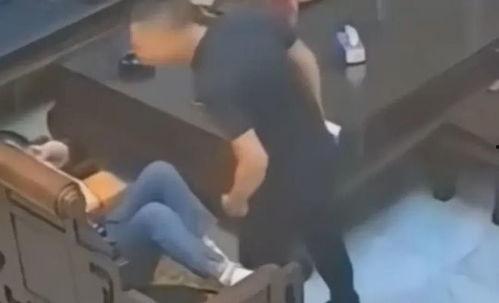 男子爆料自己老婆视频,真相背后引人深思  第2张 男子爆料自己老婆视频,真相背后引人深思  第2张